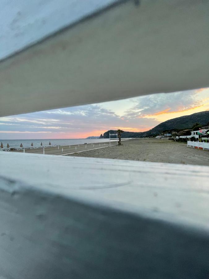 Villa Paonessa Lido Di Fondi Esterno foto